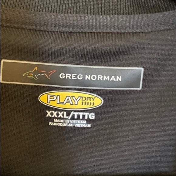 A Men's Short Sleeve Shirt - Picture 3 of 3